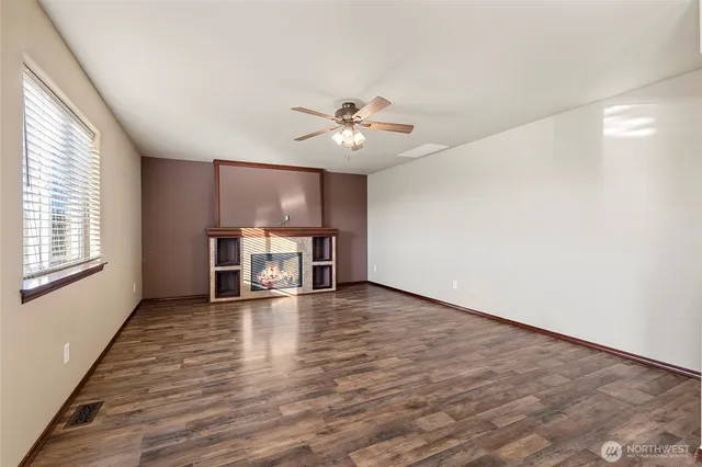 $650,000 | 28612 75th Drive Northwest, Stanwood, WA 98292