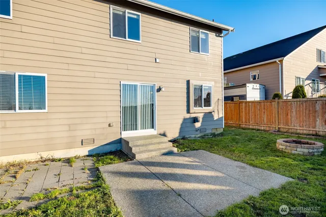 $650,000 | 28612 75th Drive Northwest, Stanwood, WA 98292