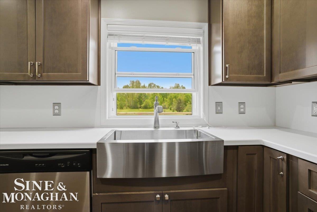 7619 Adair Road Casco, MI 48064 - Photo 10 of 50