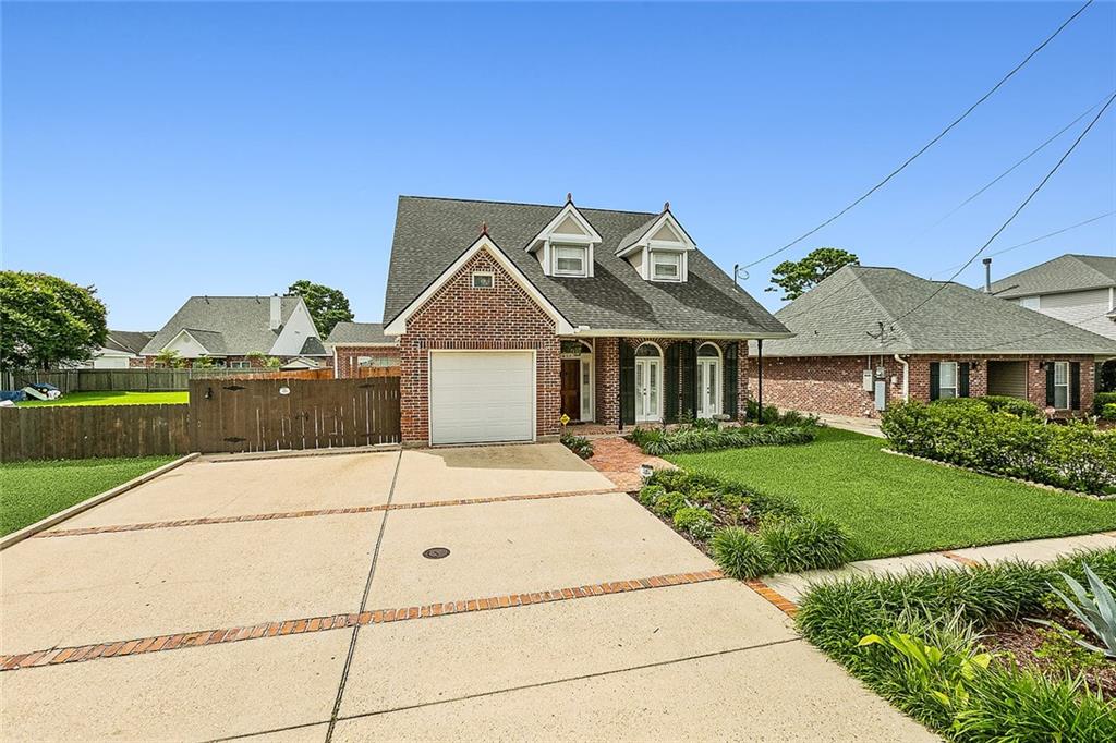 417 Bellview Street River Ridge, LA 70123 - Photo 2 of 23