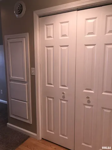 $94,900 | 802 North Indiana Avenue, Springfield, IL 62702