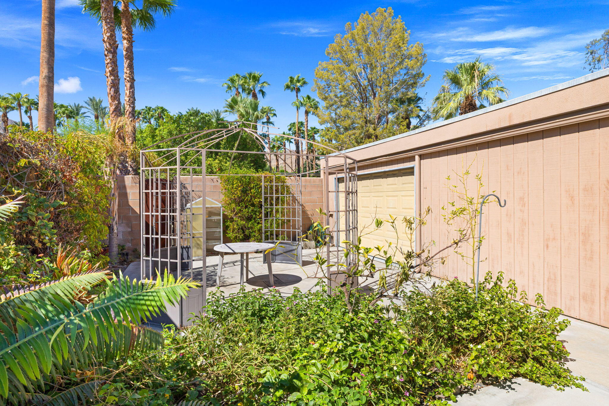 71366 Halgar Road Rancho Mirage, CA 92270 - Photo 38 of 50 MORE PATIO