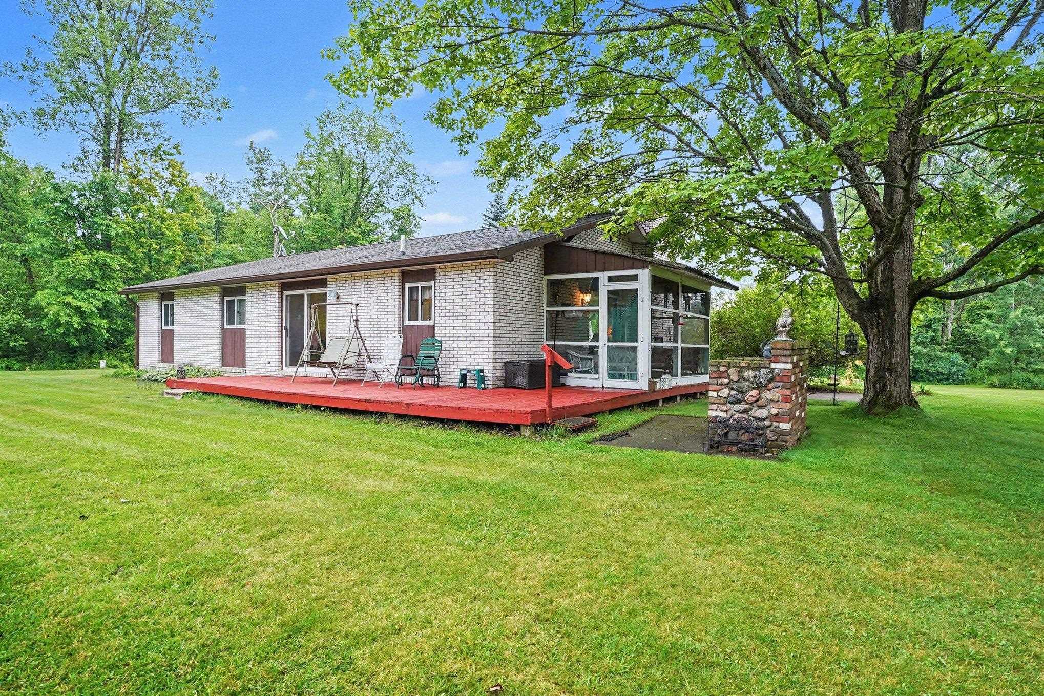2336 West Cody Estey Road Pinconning, MI 48650 - Photo 22 of 31
