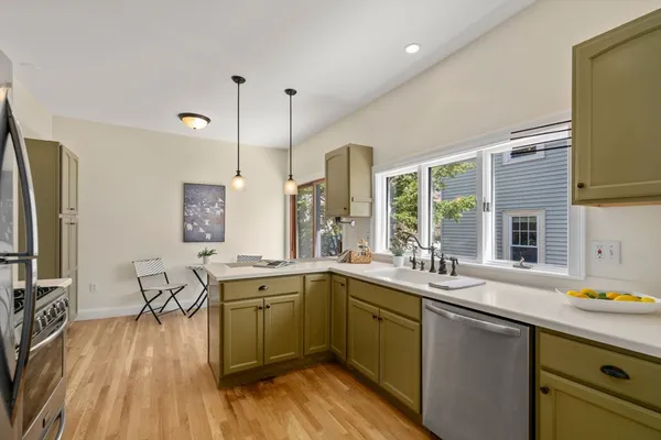 $998,000 | 8 Belmont Place, Somerville, MA 02143