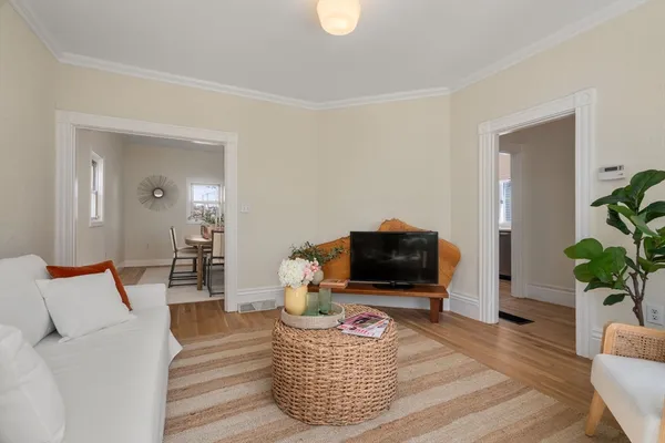 $998,000 | 8 Belmont Place, Somerville, MA 02143