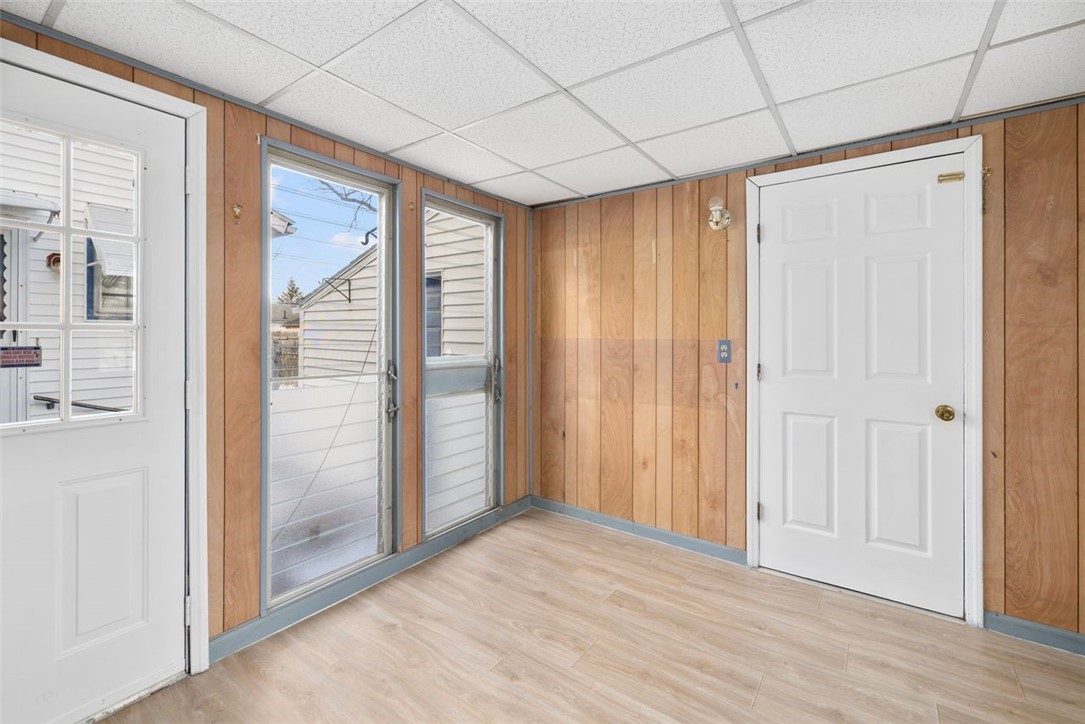 123 Harrington Avenue Warwick, RI 02888 - Photo 18 of 41