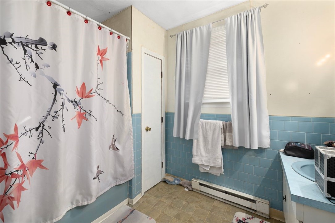 123 Harrington Avenue Warwick, RI 02888 - Photo 28 of 41