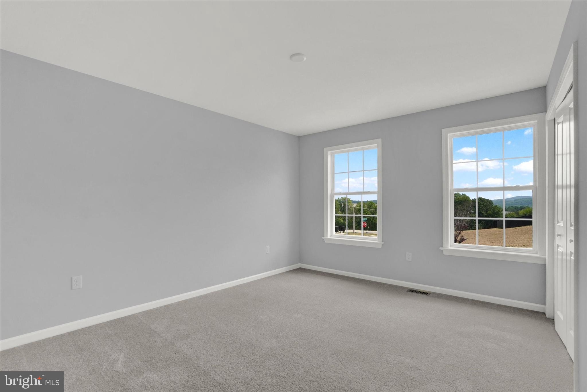 602 Rishel Drive York, PA 17406 - Photo 22 of 30 an empty room with windows