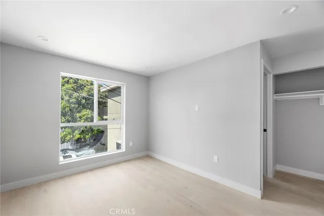 an empty room with window