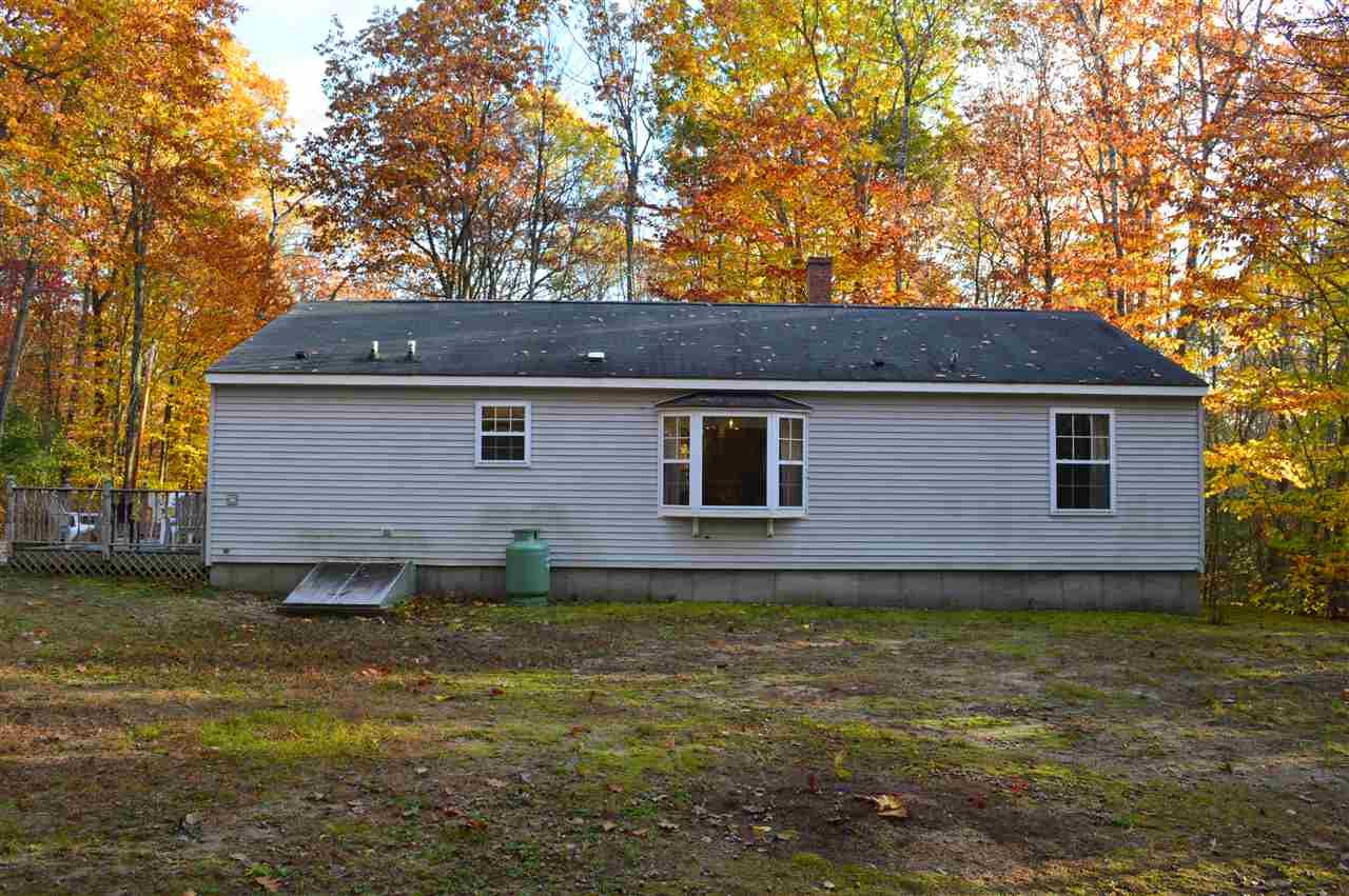 657 Pine River Pond Road Wakefield, NH 03872 - Photo 4 of 20
