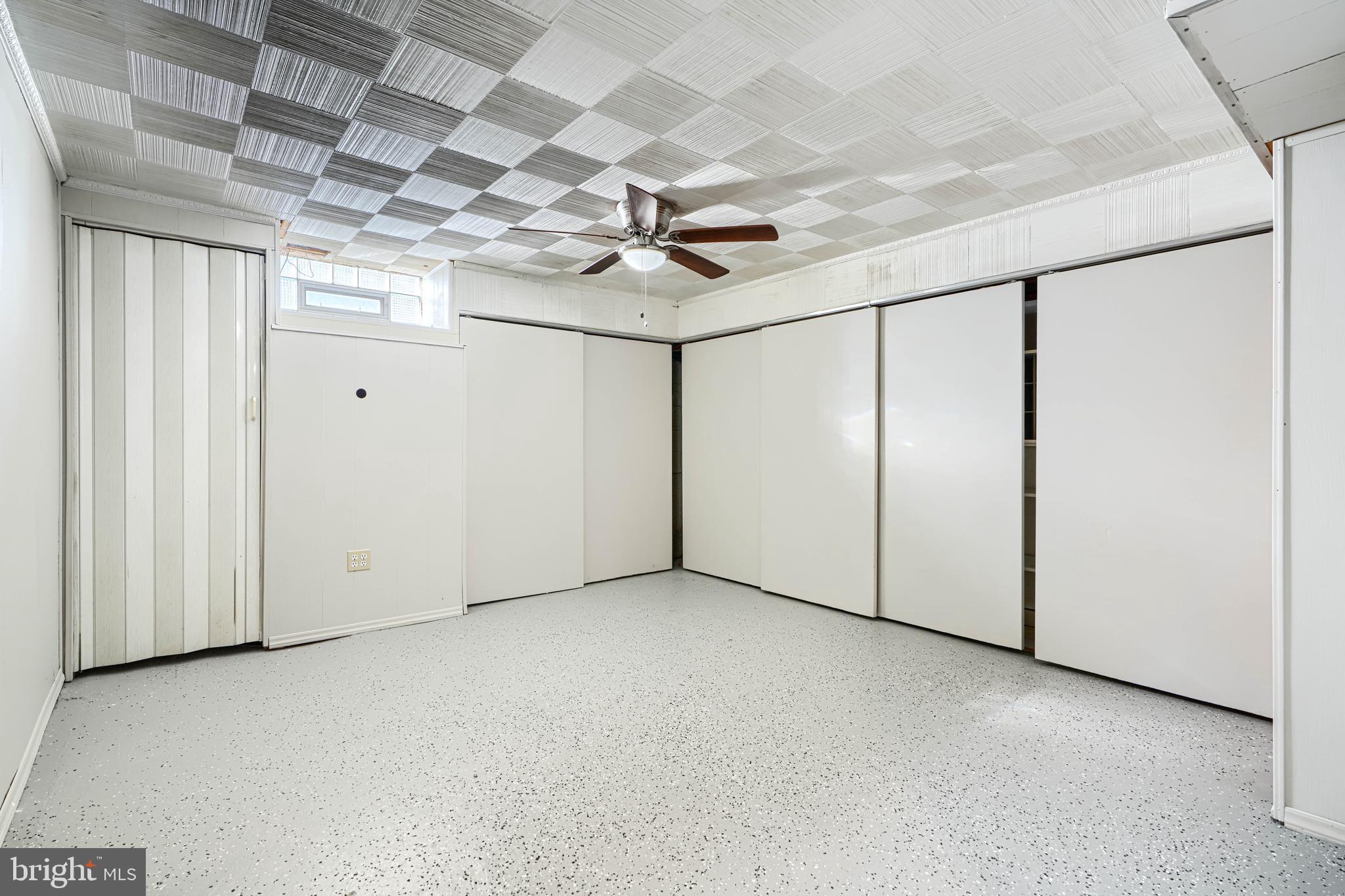 1620 Naturo Road Towson, MD 21286 - Photo 18 of 43 a view of a garage