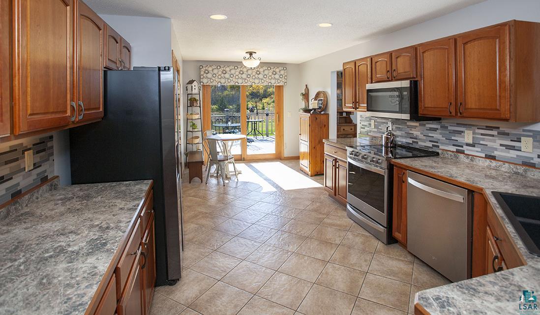 325 Crosby Road Cloquet, MN 55720 - Photo 4 of 31 Gallery Image 4