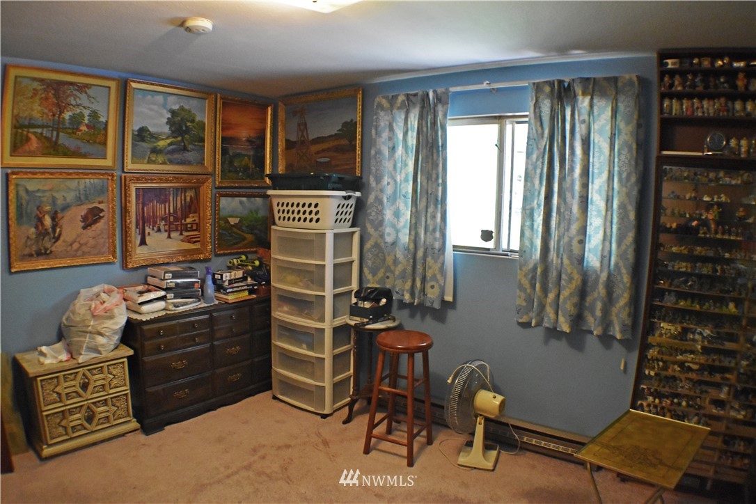 12707 Alexander Road Everett, WA 98204 - Photo 14 of 16 Gallery Image 14