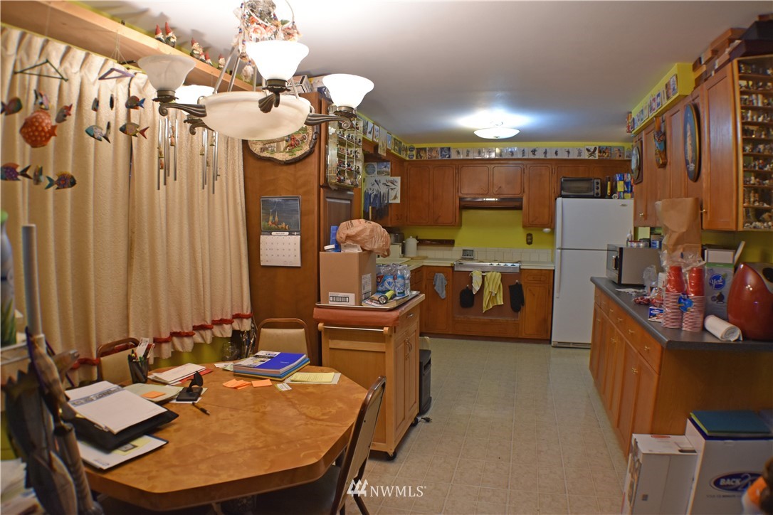 12707 Alexander Road Everett, WA 98204 - Photo 7 of 16 Gallery Image 7