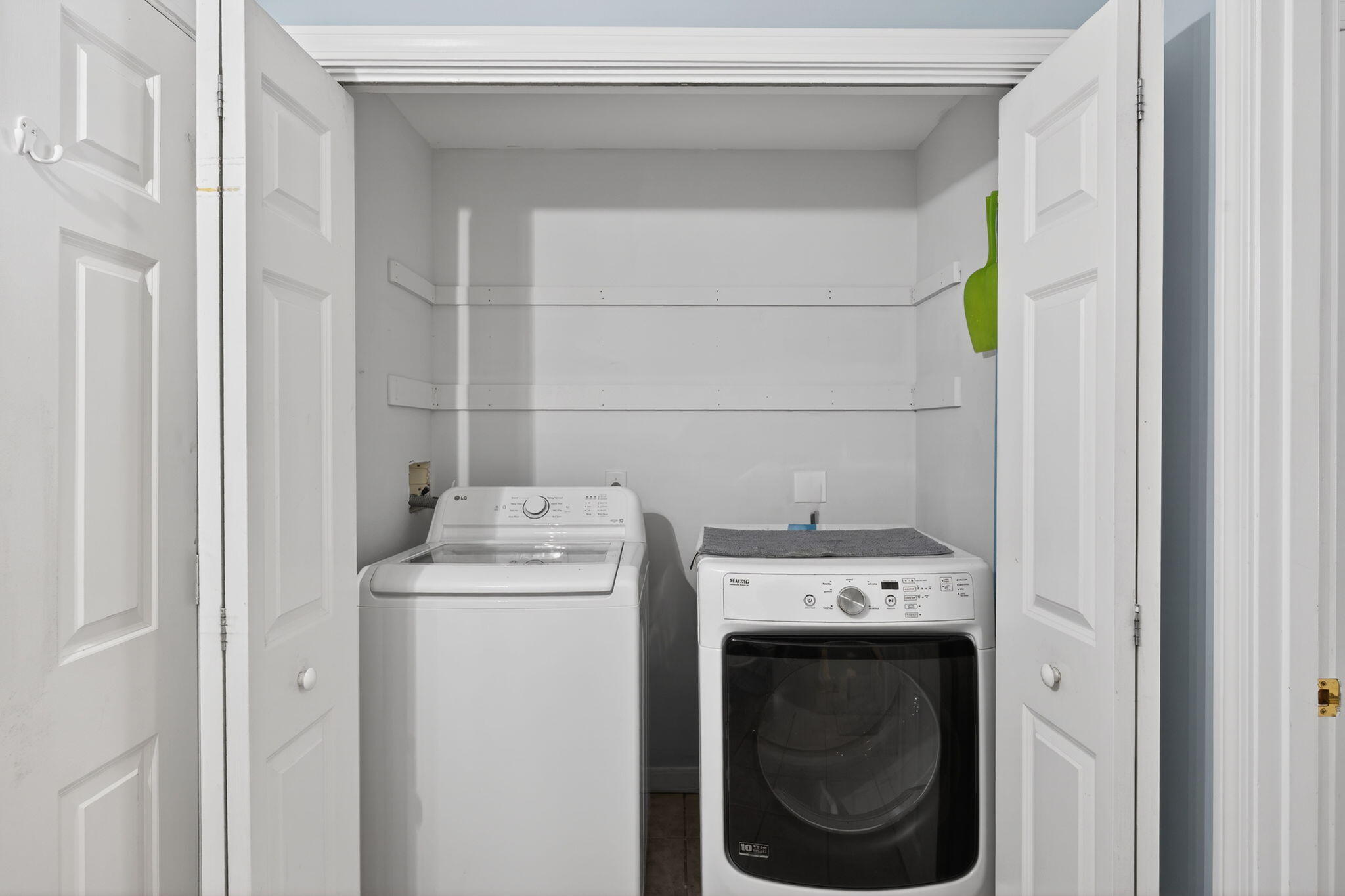 67-69 Bakers Pond Road Orleans, MA 02653 - Photo 18 of 39 Laundry