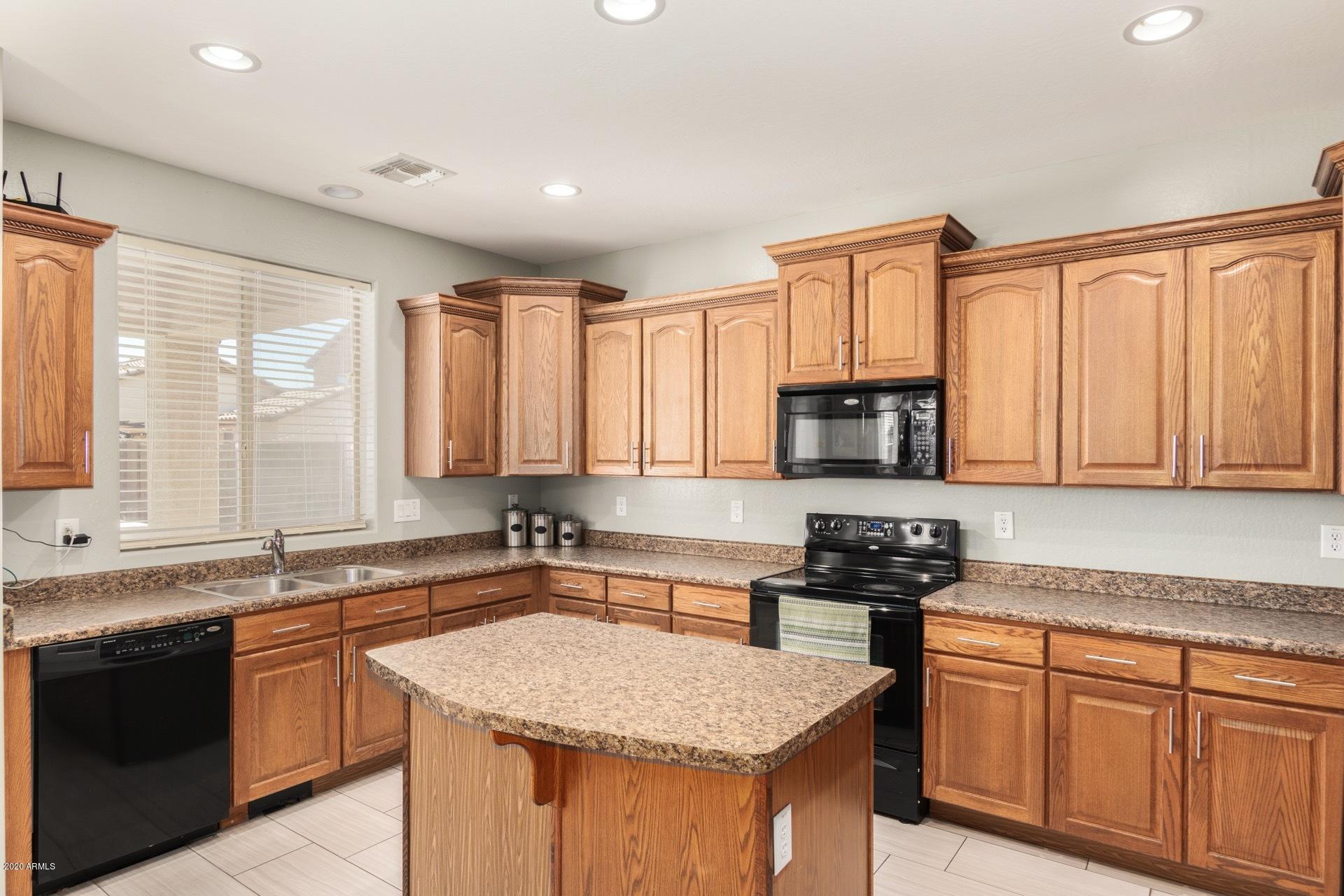 8907 West Payson Road Tolleson, AZ 85353 - Photo 9 of 52 0019-Payson (9)