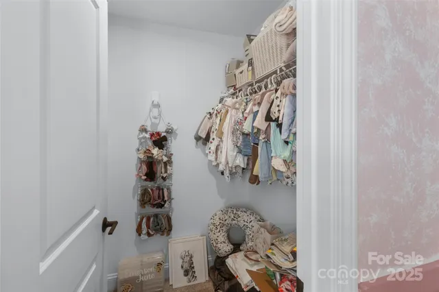 $695,000 | 14116 Glaswick Drive, Charlotte, NC 28278