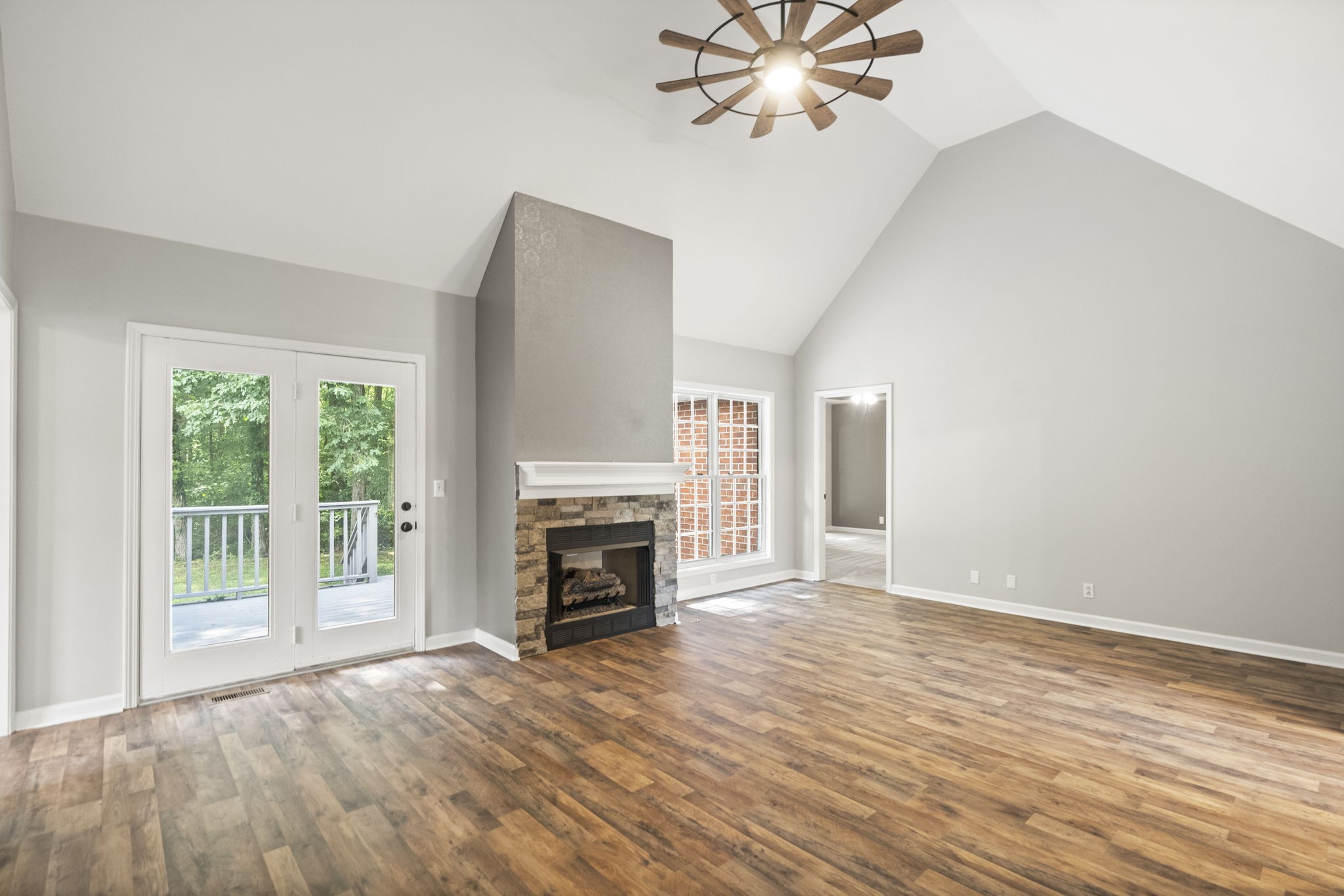168 Foxrun Springfield, TN 37172 - Photo 12 of 38 Gallery Image 12