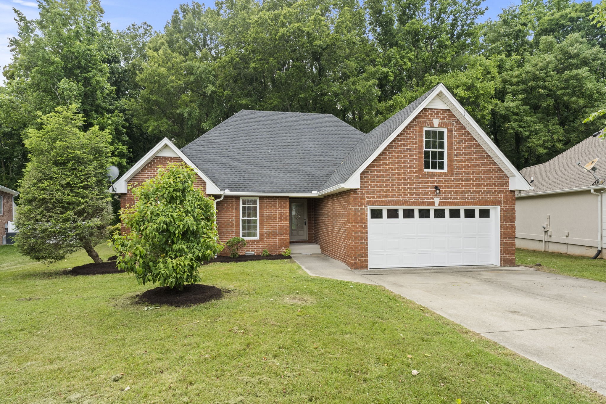 168 Foxrun Springfield, TN 37172 - Photo 3 of 38 Gallery Image 3