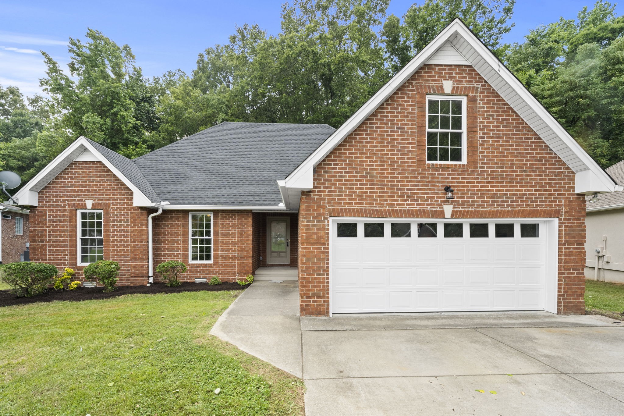 168 Foxrun Springfield, TN 37172 - Photo 5 of 38 Gallery Image 5