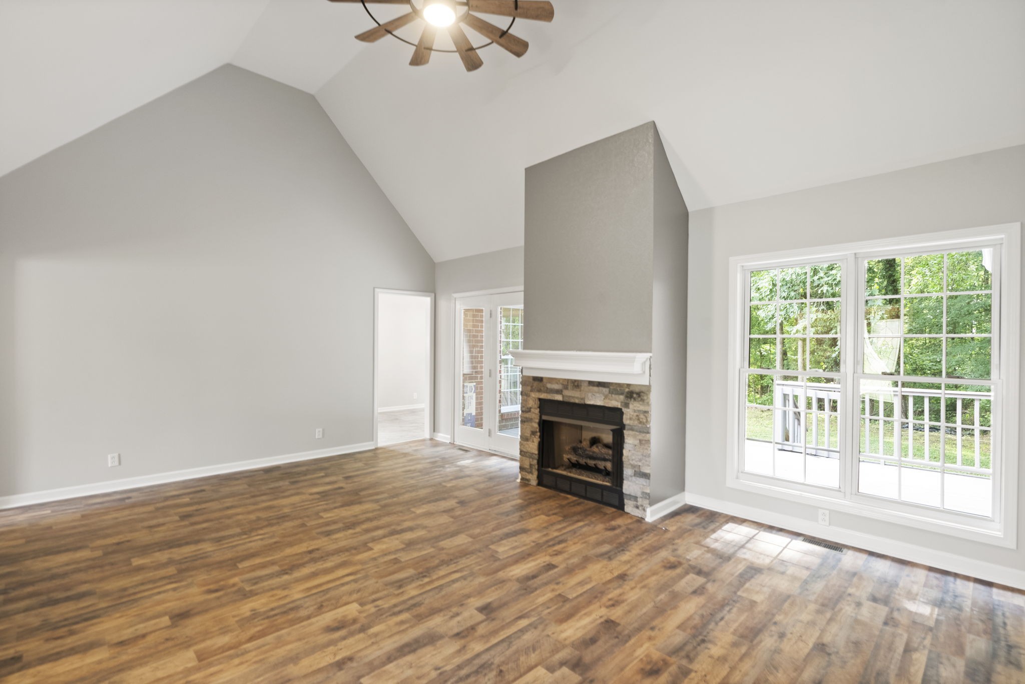 168 Foxrun Springfield, TN 37172 - Photo 10 of 38 Gallery Image 10