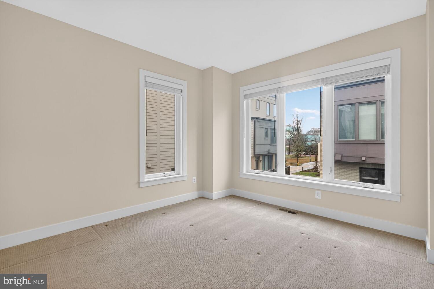 10425 Fernwood Road Bethesda, MD 20817 - Photo 13 of 20