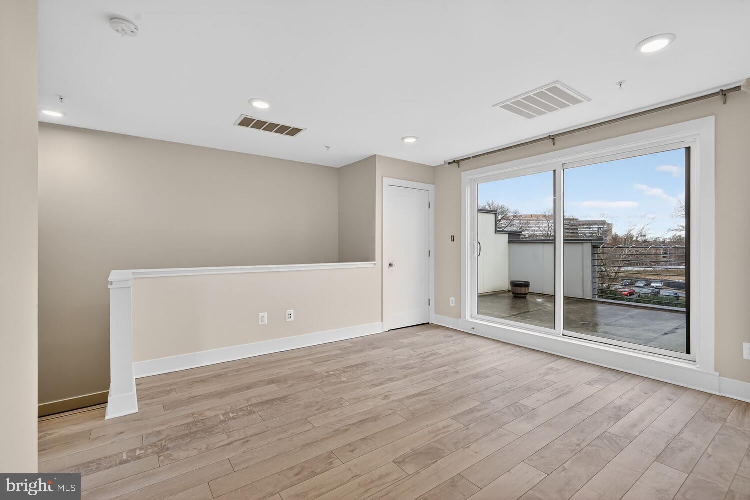 10425 Fernwood Road Bethesda, MD 20817 - Photo 16 of 20