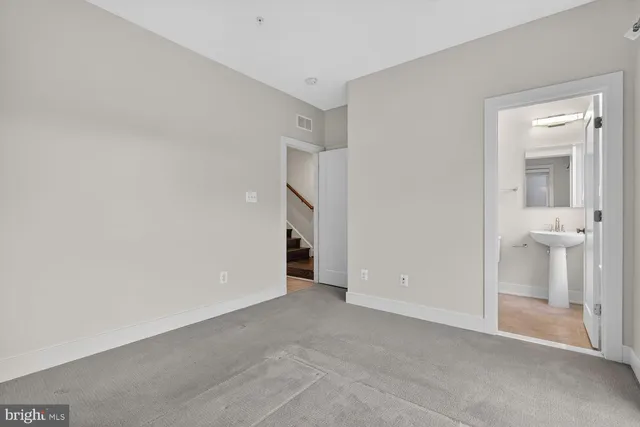 $4,500 | 10425 Fernwood Road, Bethesda, MD 20817