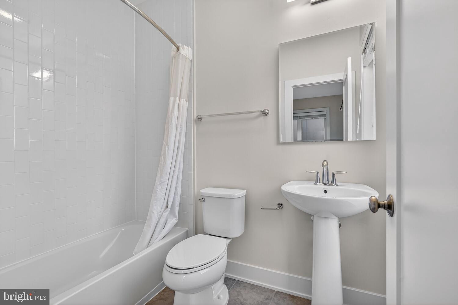 10425 Fernwood Road Bethesda, MD 20817 - Photo 18 of 20