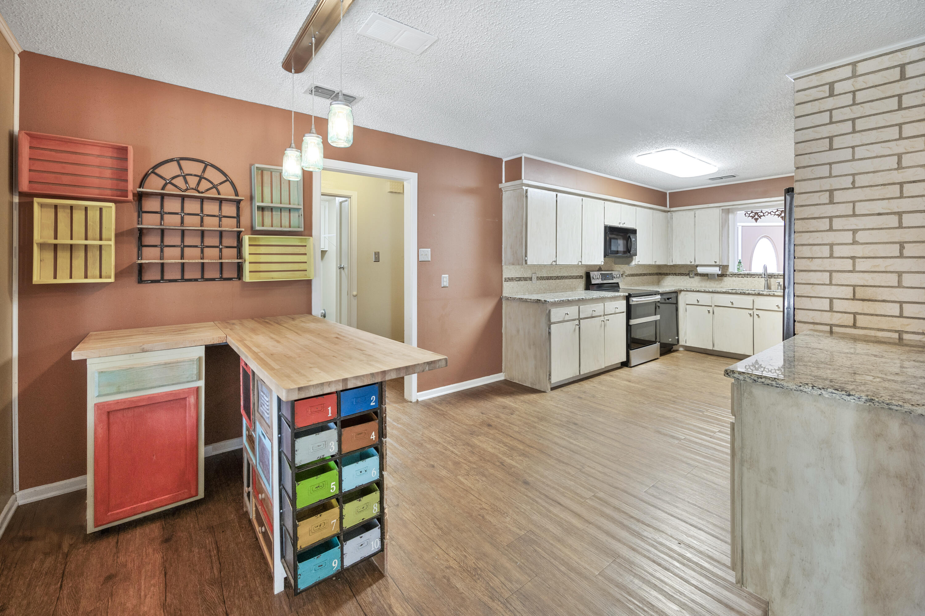5217 89th Street Lubbock, TX 79424 - Photo 21 of 41 B66A1059copy