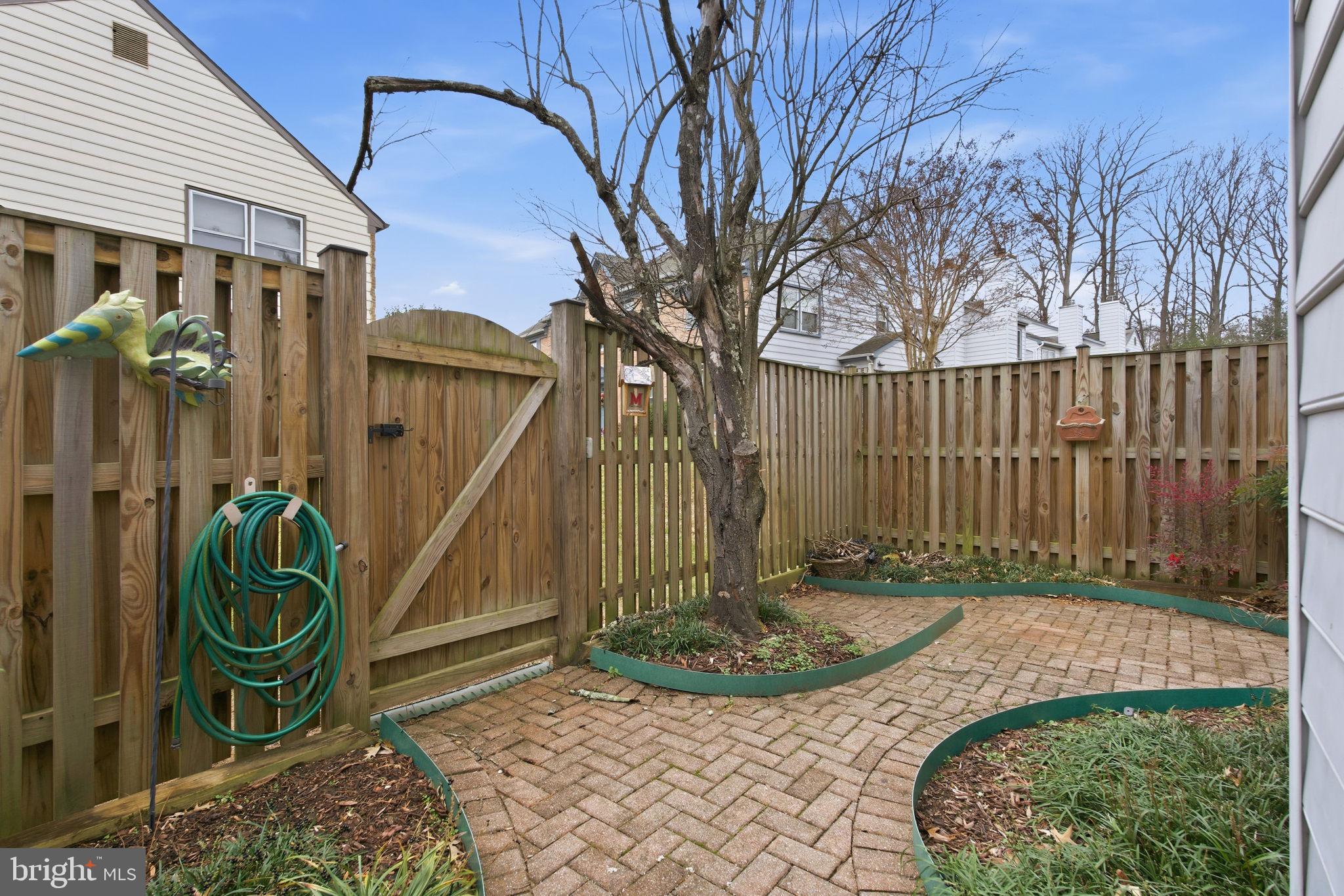 911 Boom Way Annapolis, MD 21401 - Photo 21 of 28 Exterior patio.