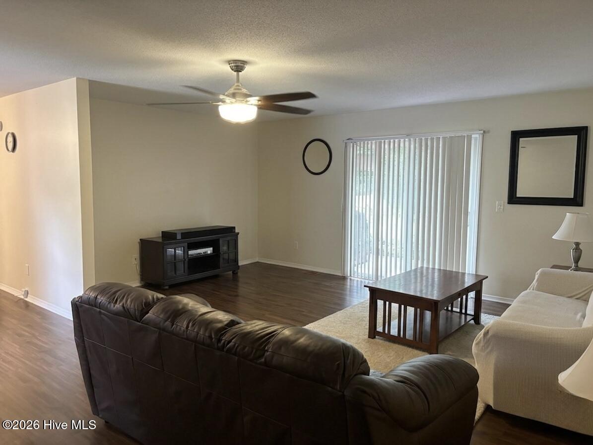 5233 Kimberly Lane Trinity, NC 27370 - Photo 3 of 18 livingroom