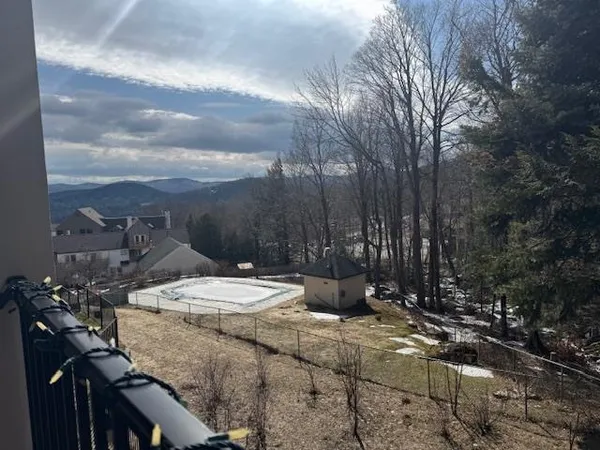 $355,000 | 251 Mountainside Drive, Unit 71, Warren, VT 05674