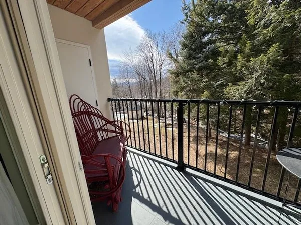 $355,000 | 251 Mountainside Drive, Unit 71, Warren, VT 05674