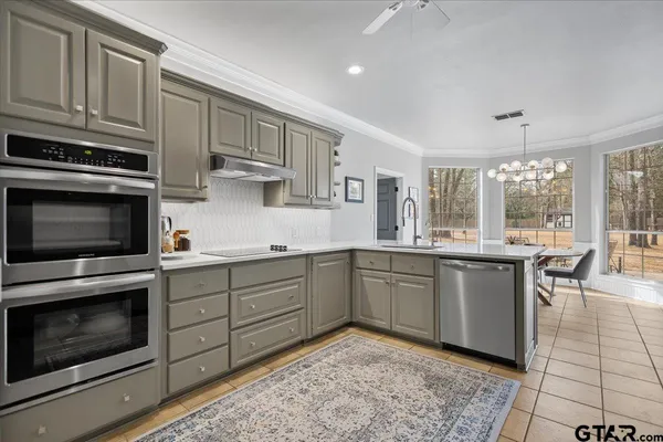 $549,500 | 17679 Briarpatch, Lindale, TX 75771