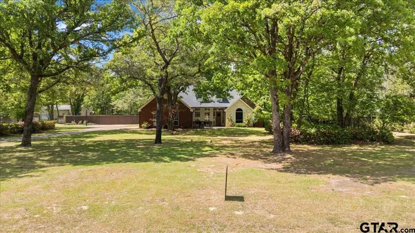$549,500 | 17679 Briarpatch, Lindale, TX 75771