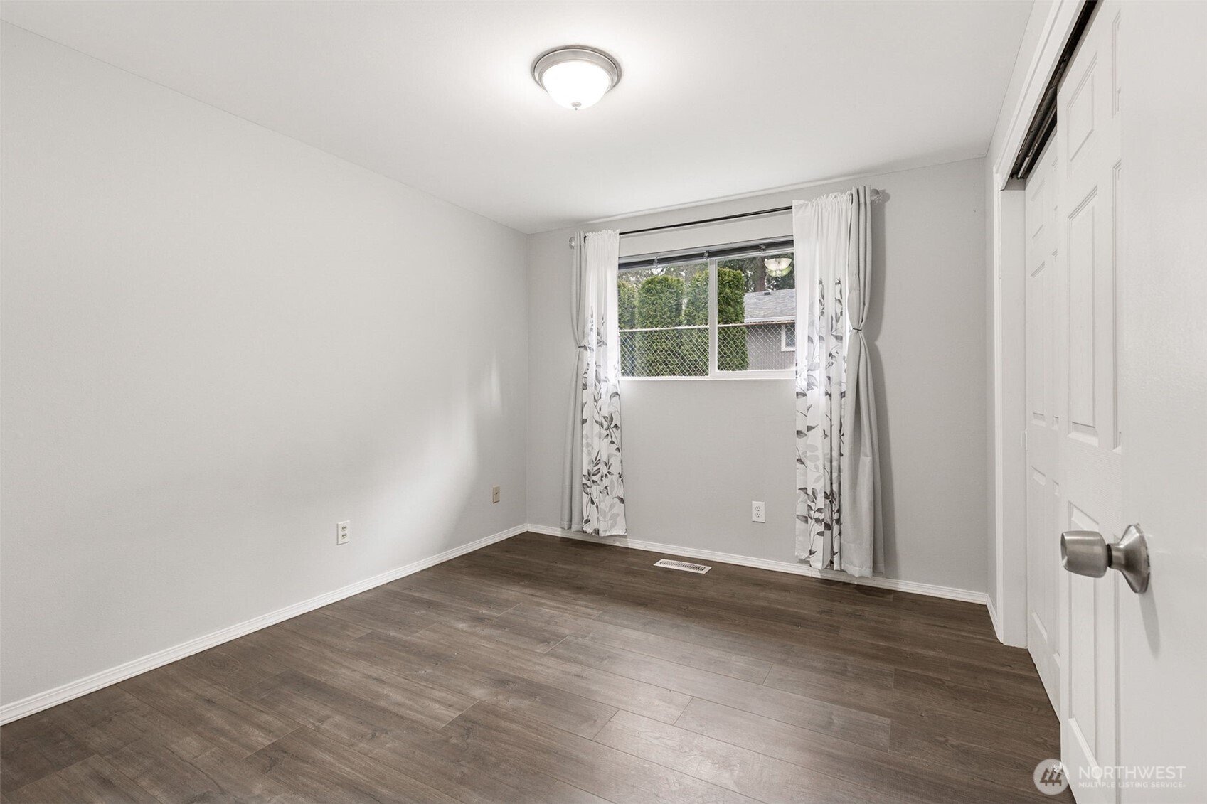 430 School Court Southeast Lacey, WA 98503 - Photo 14 of 25