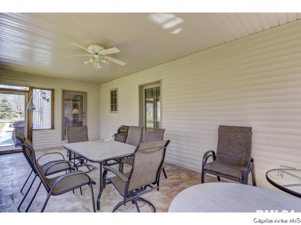 24550 Brookwood Hills Road Athens, IL 62613 - Photo 27 of 31 Gallery Image 27