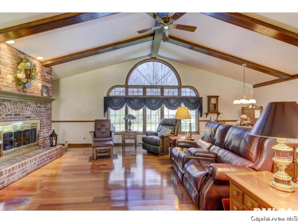 24550 Brookwood Hills Road Athens, IL 62613 - Photo 3 of 31 Gallery Image 3