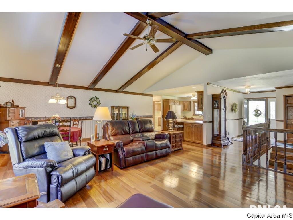 24550 Brookwood Hills Road Athens, IL 62613 - Photo 4 of 31 Gallery Image 4