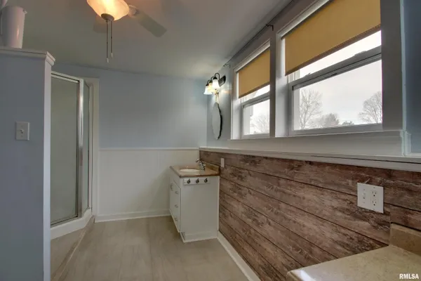 $259,900 | 2208 Vermont Street, Quincy, IL 62301