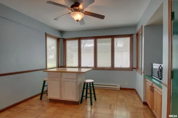 $259,900 | 2208 Vermont Street, Quincy, IL 62301