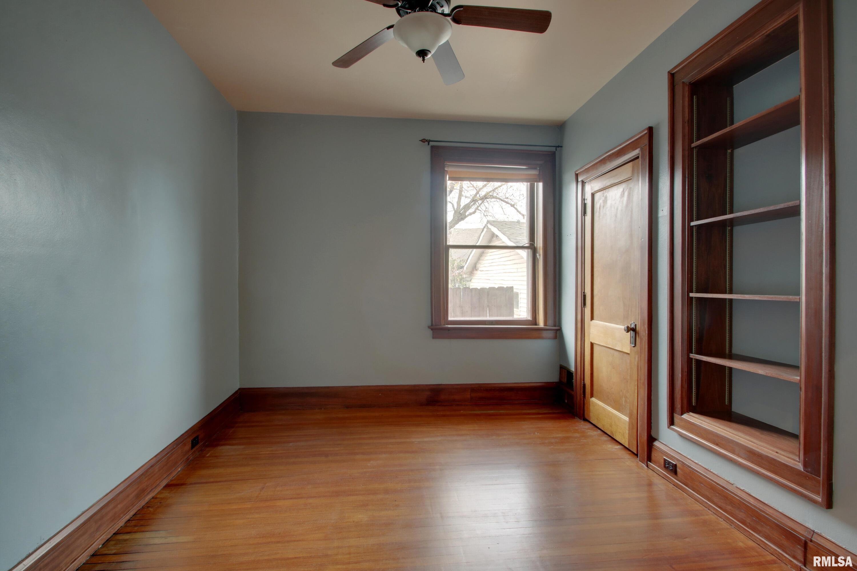 2208 Vermont Street Quincy, IL 62301 - Photo 10 of 27