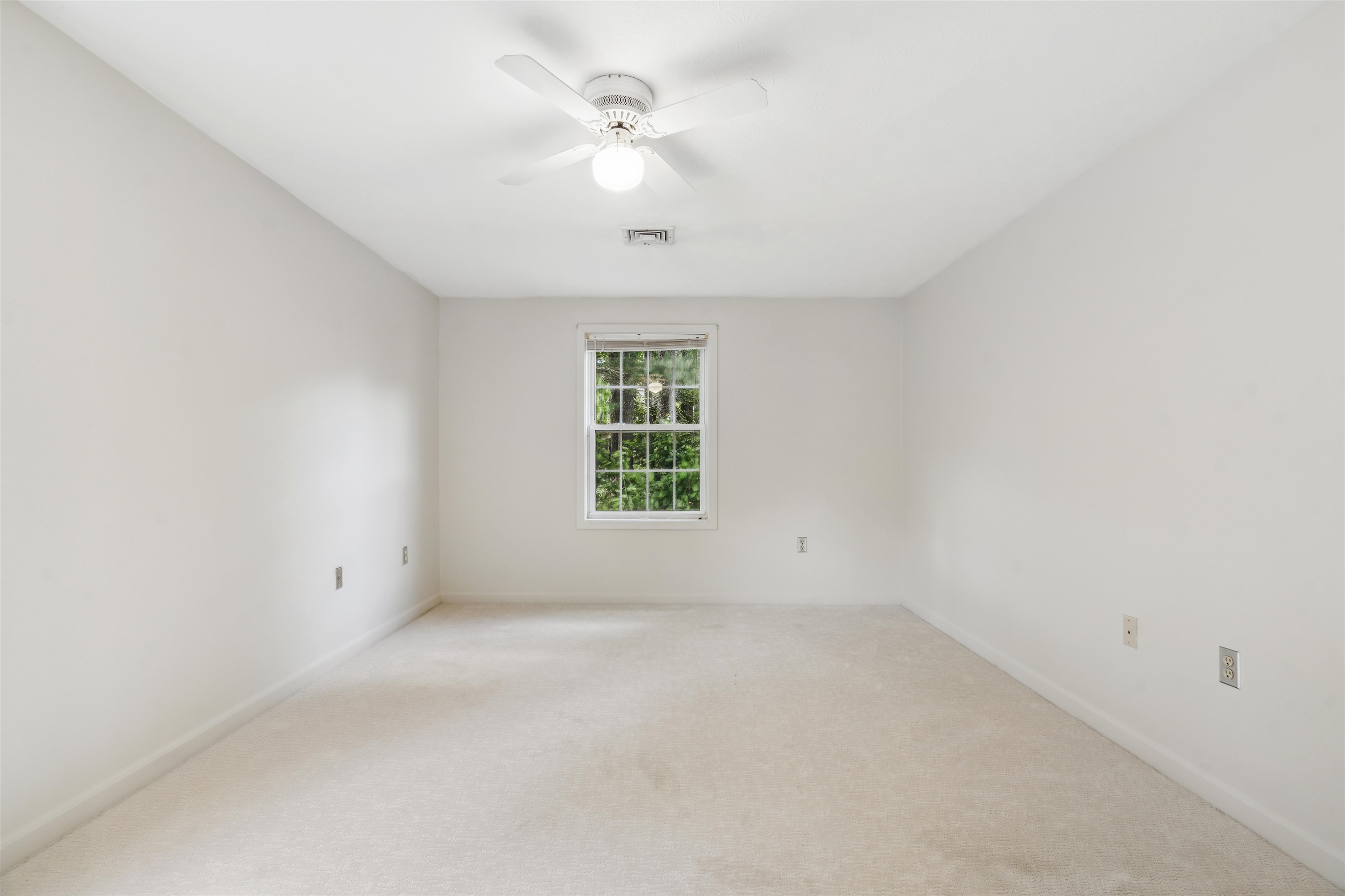 2761 Lake Shore Road, Unit 2 Gilford, NH 03249 - Photo 22 of 40