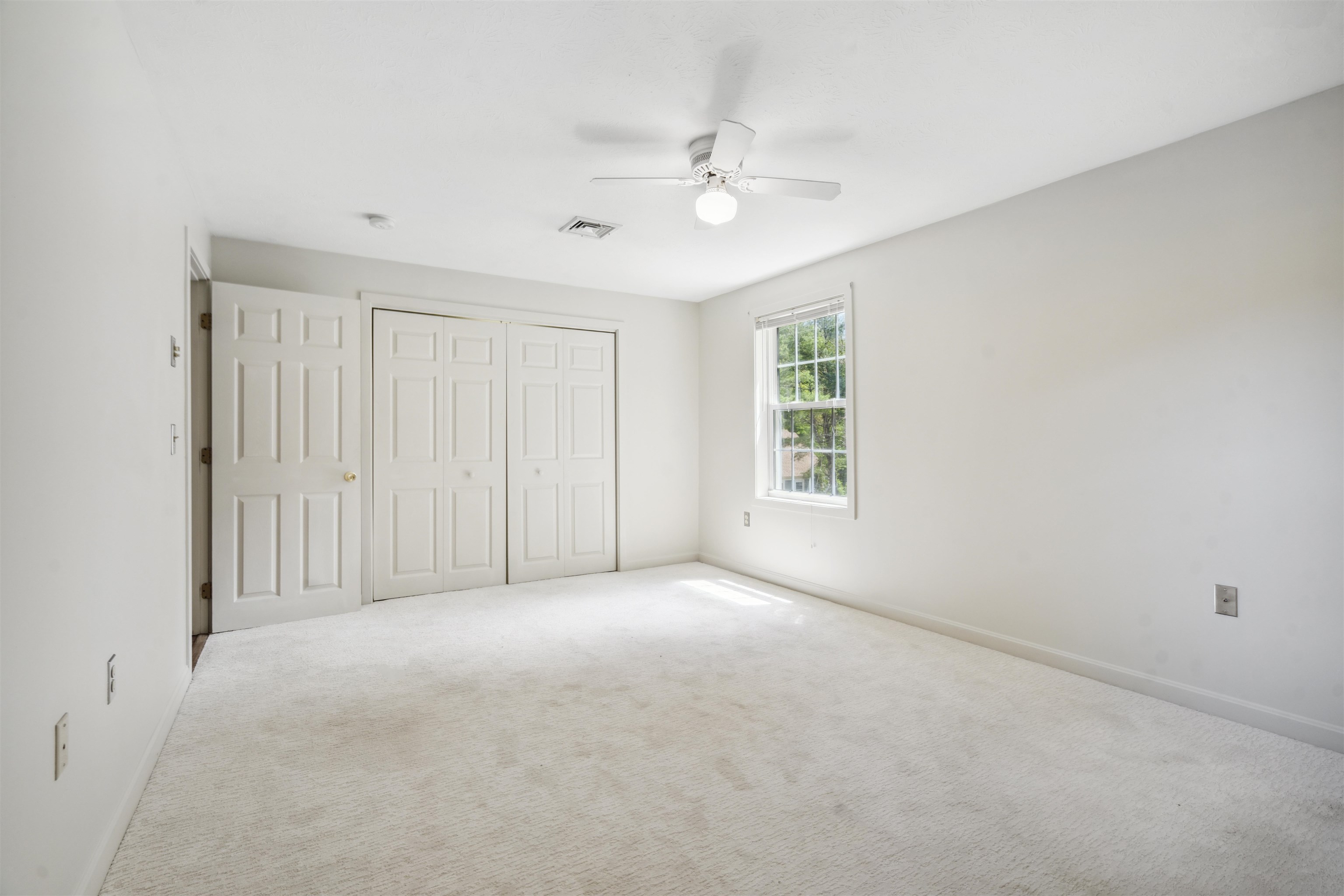 2761 Lake Shore Road, Unit 2 Gilford, NH 03249 - Photo 23 of 40