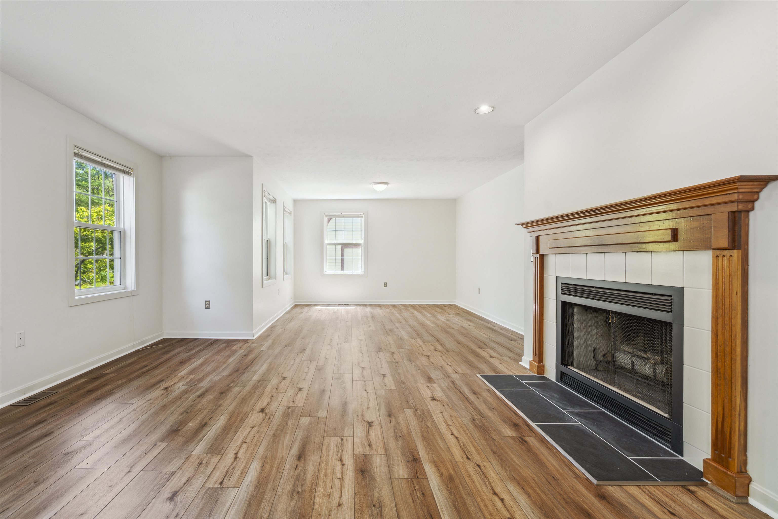 2761 Lake Shore Road, Unit 2 Gilford, NH 03249 - Photo 37 of 40