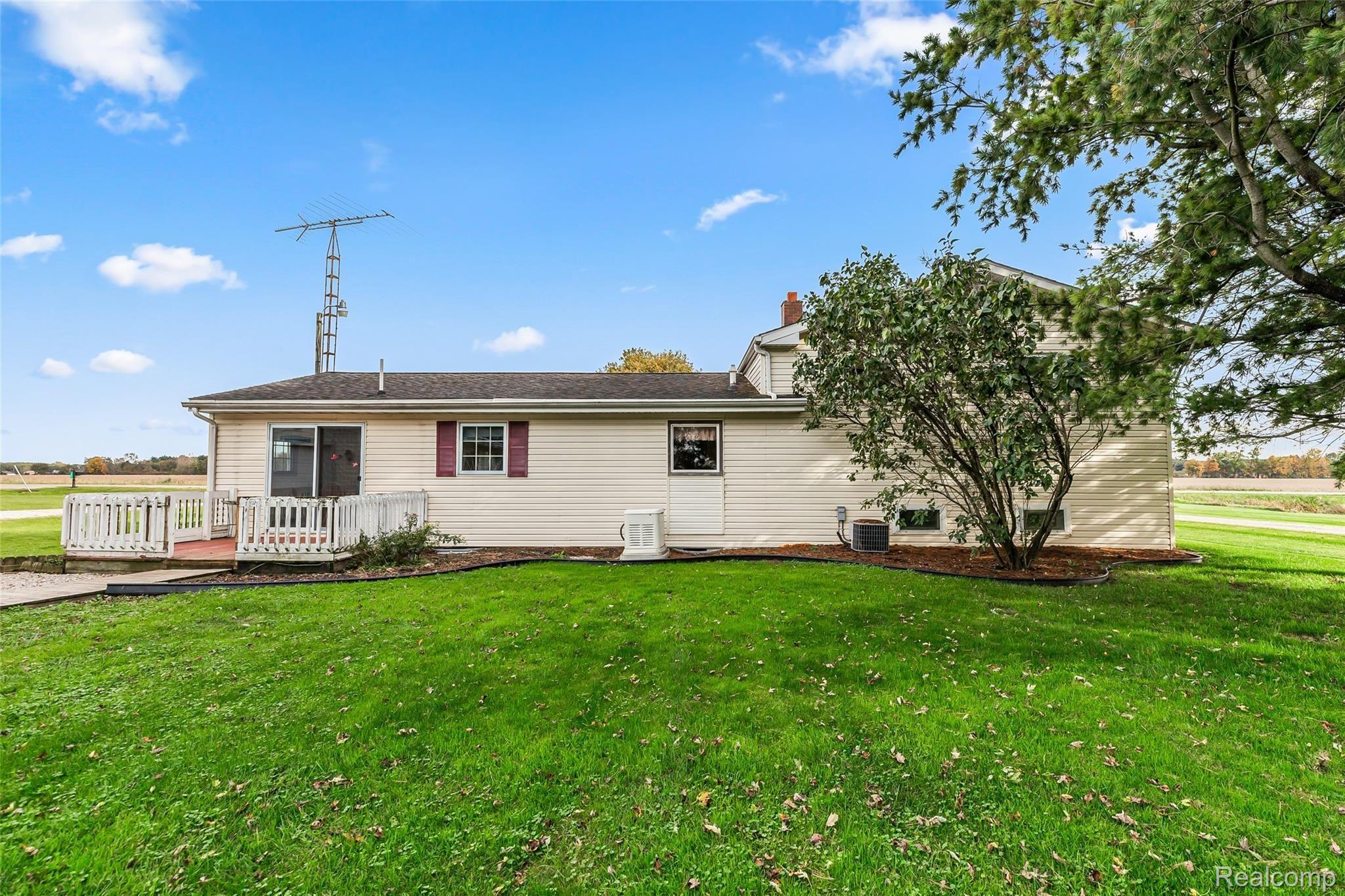 1951 Ida Maybee Road Monroe, MI 48162 - Photo 8 of 40 8.Back