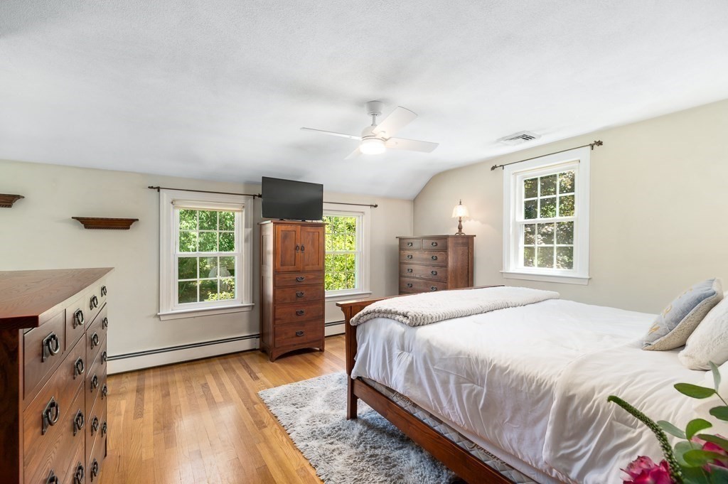 9 Great Pond Road Wenham, MA 01984 - Photo 16 of 37