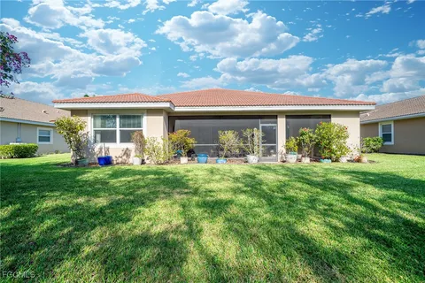 $427,500 | 13450 Seaside Harbour Drive, North Fort Myers, FL 33903