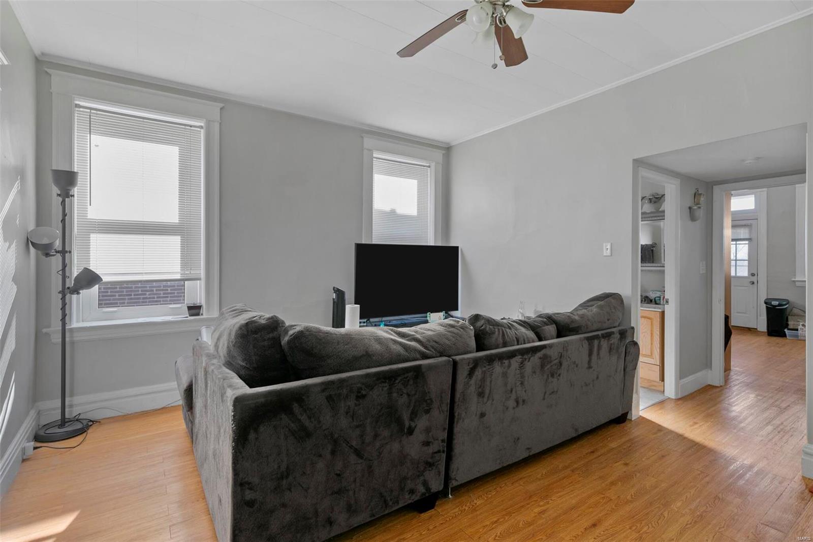 3251 Morgan Ford Road St. Louis, MO 63116 - Photo 3 of 16 Gallery Image 3